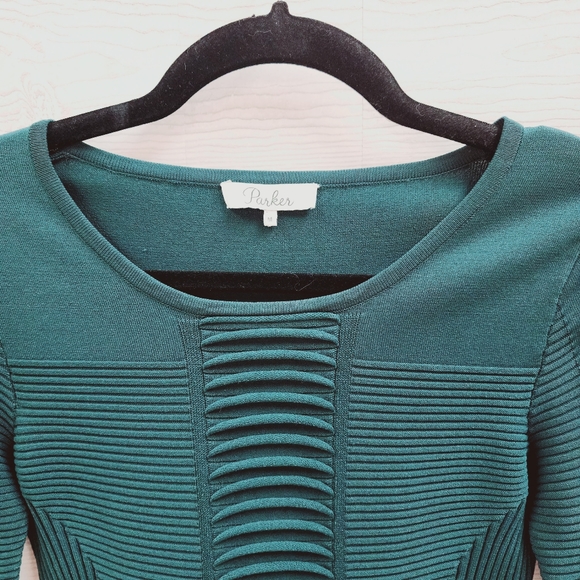 Parker Fitted ribbed Top - Picture 2 of 9